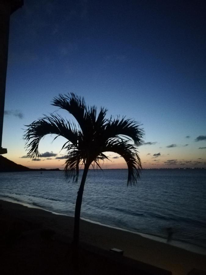 Bleu Marine Beach Grand Case Esterno foto